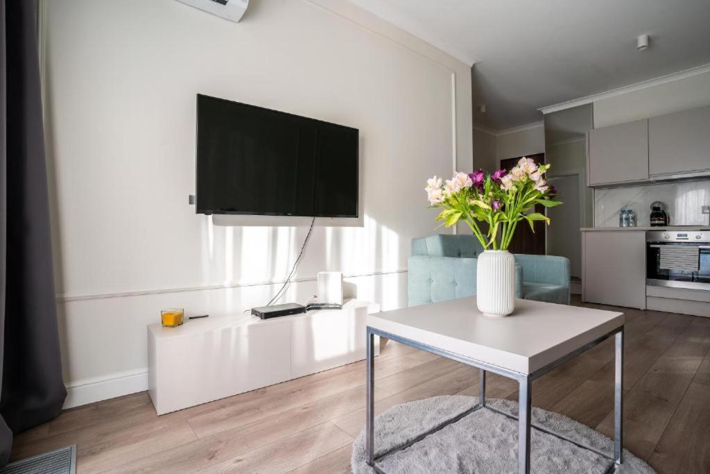 Mennica Residence Apartments وارسو المظهر الخارجي الصورة